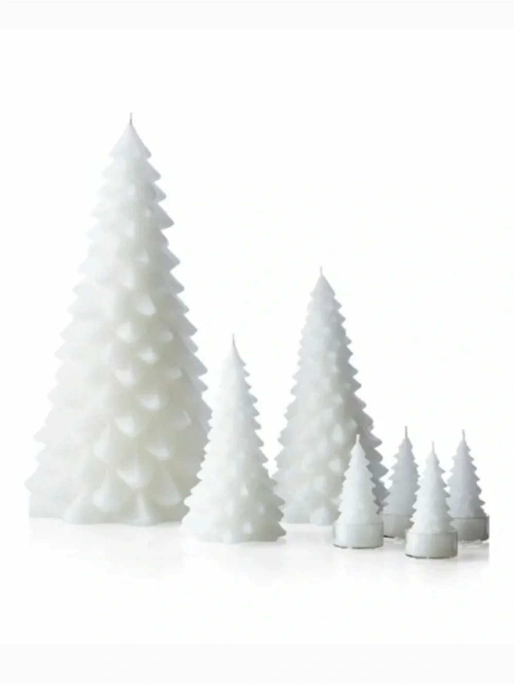 Crate&Barrel Tree Candle 6